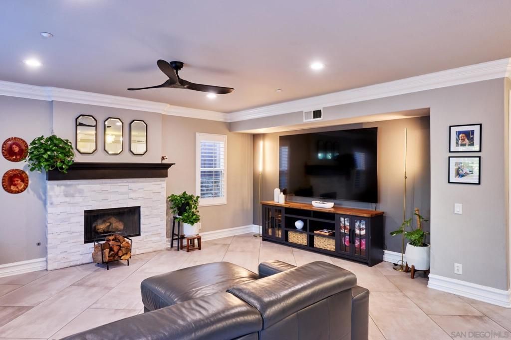 Image 10 of property listing at 9285 Soldin Lane, El Cajon, CA 92021