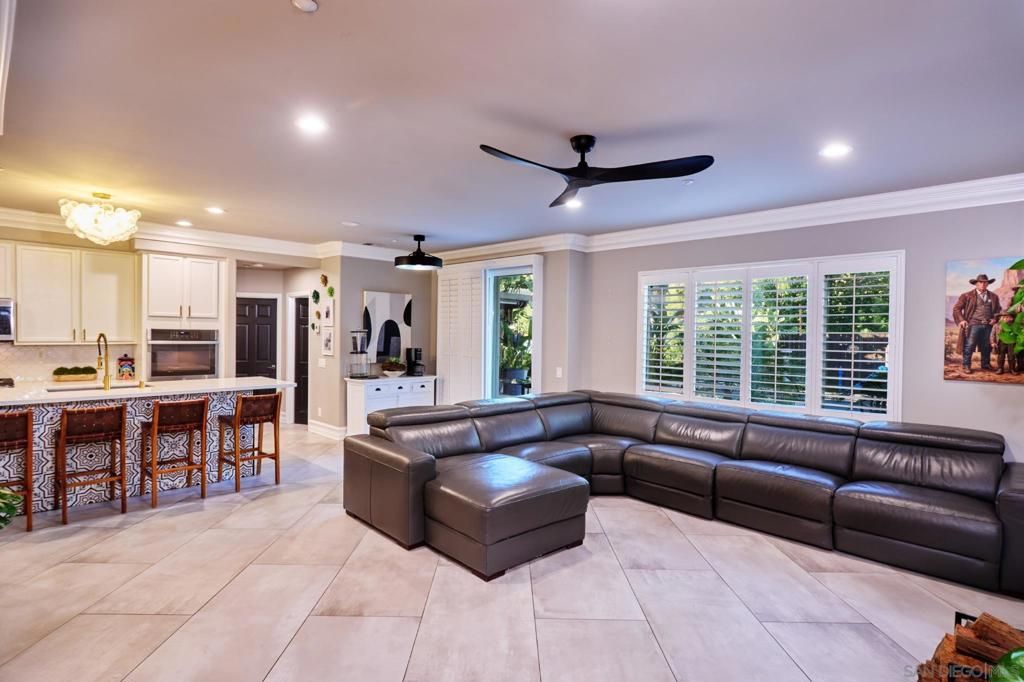 Image 12 of property listing at 9285 Soldin Lane, El Cajon, CA 92021