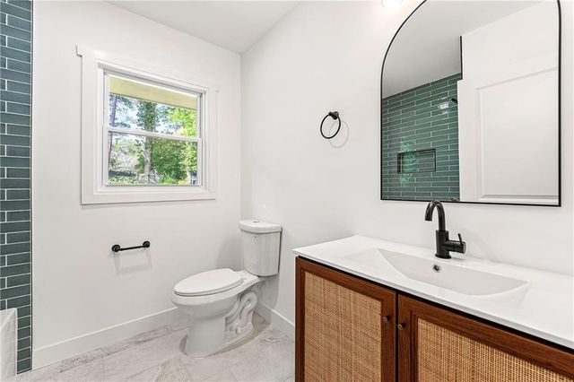 2146 Trailwood Road, Decatur, GA 30032