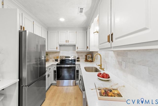 7085 Bruce Academy Ct, Mechanicsville, VA 23111