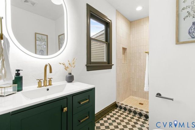 7085 Bruce Academy Ct, Mechanicsville, VA 23111