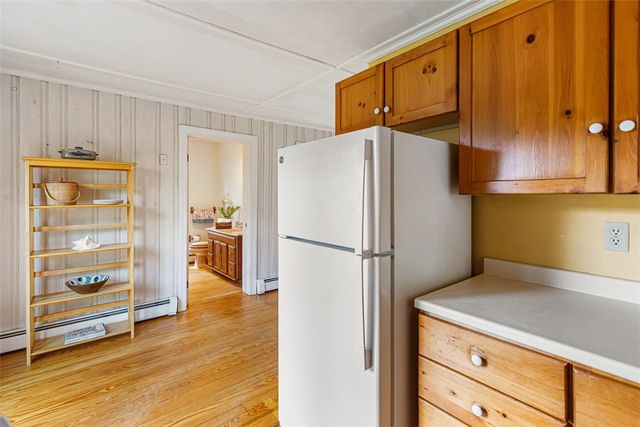 28 Byway Road, Barrington, RI 02806