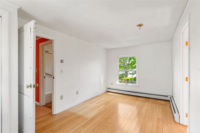 28 Byway Road, Barrington, RI 02806
