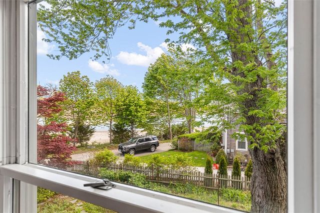 28 Byway Road, Barrington, RI 02806