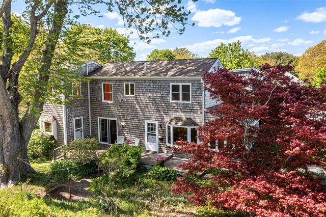 28 Byway Road, Barrington, RI 02806