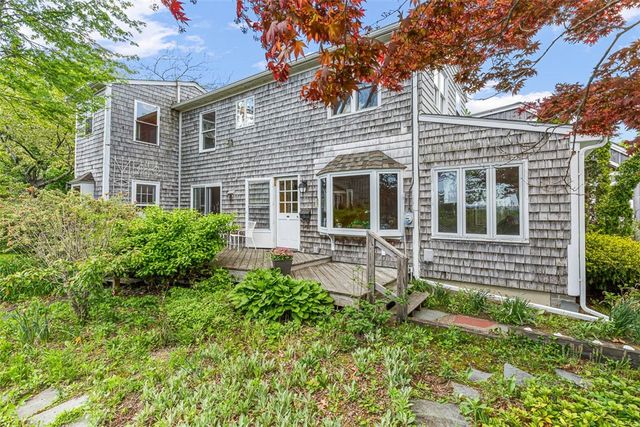 28 Byway Road, Barrington, RI 02806