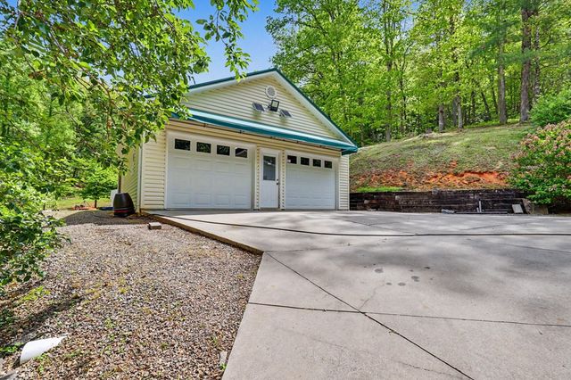 522 Fred Amos Road, Murphy, NC 28906