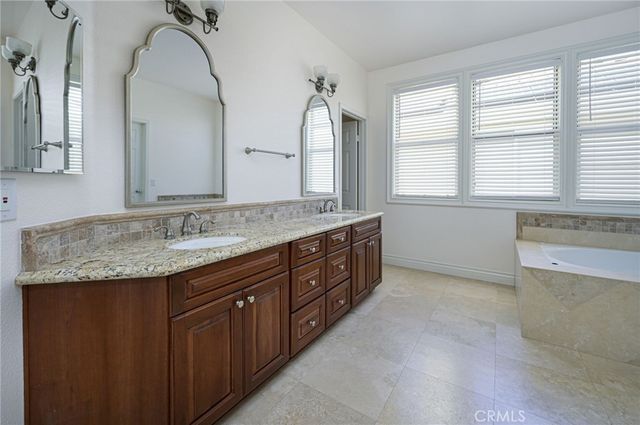22631 Pineridge, Mission Viejo, CA 92692