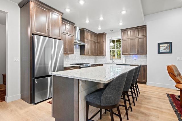 1583 S Cherry Blossom Lane, Suttons Bay Twp, MI 49682