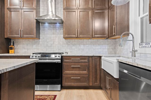 1583 S Cherry Blossom Lane, Suttons Bay Twp, MI 49682