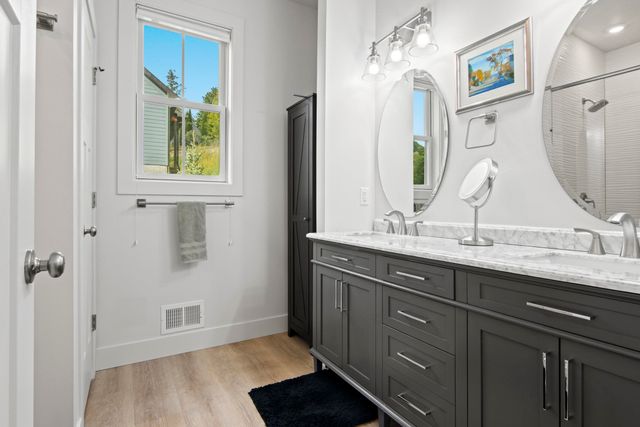 1583 S Cherry Blossom Lane, Suttons Bay Twp, MI 49682