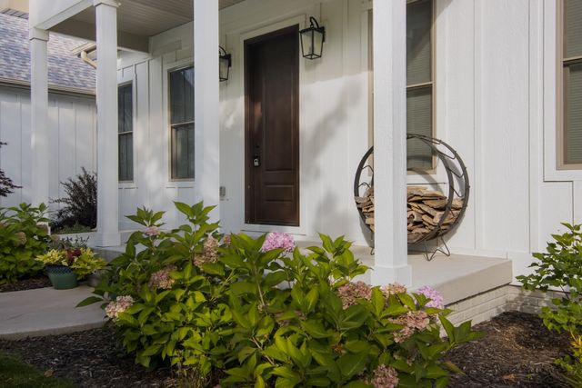 1583 S Cherry Blossom Lane, Suttons Bay Twp, MI 49682