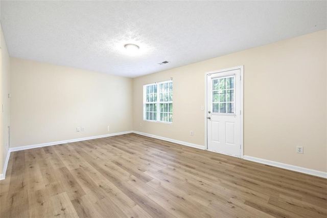 1934 Grove Way, Hampton, GA 30228