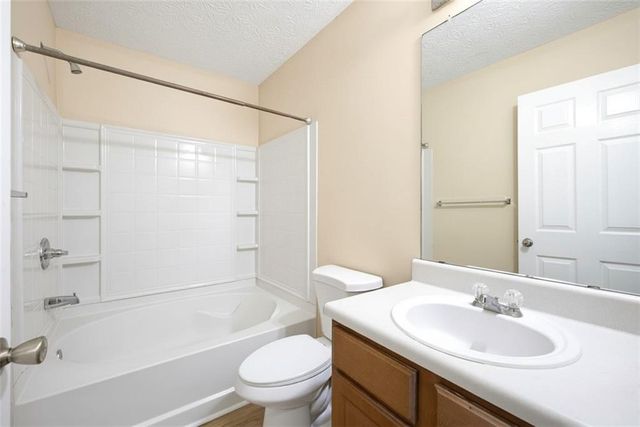 1934 Grove Way, Hampton, GA 30228