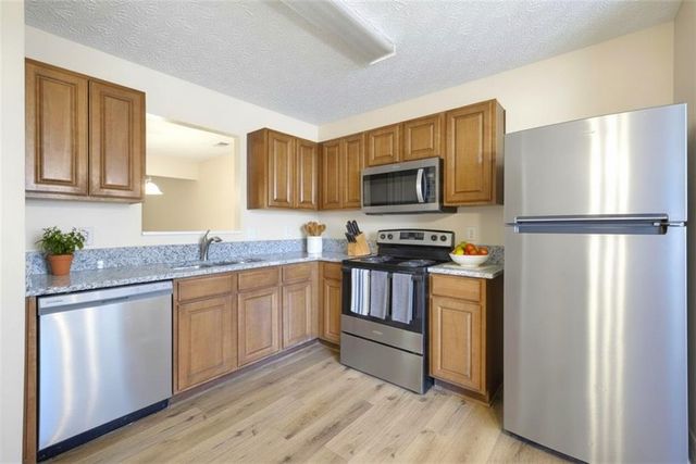 1934 Grove Way, Hampton, GA 30228