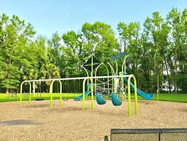 1760 POINT O WOODS COURT, Mount Dora, FL 32757