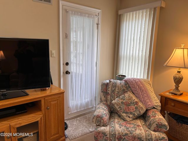 1904 Cherryvale Court, Toms River, NJ 08755