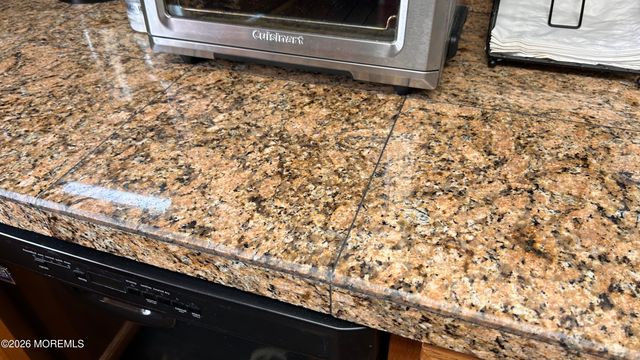 1904 Cherryvale Court, Toms River, NJ 08755