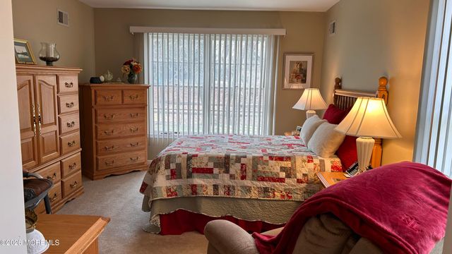 1904 Cherryvale Court, Toms River, NJ 08755