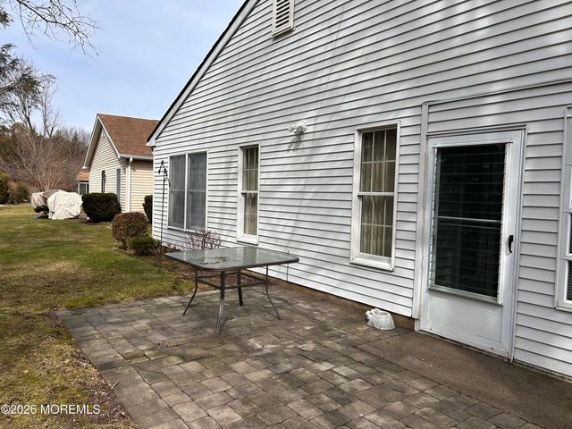 1904 Cherryvale Court, Toms River, NJ 08755