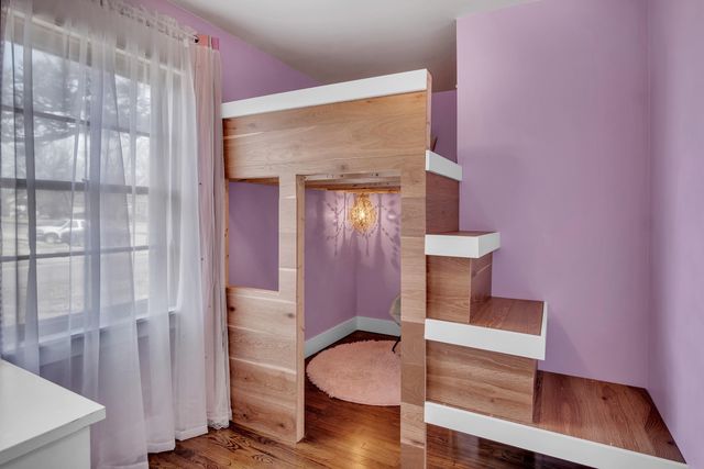 720 E 6th, Newton, KS 67114