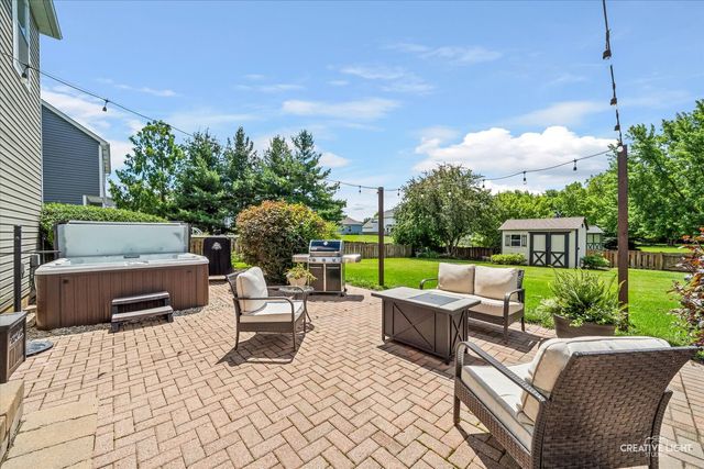 552 Yellowstone Lane, Yorkville, IL 60560