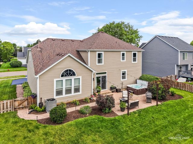 552 Yellowstone Lane, Yorkville, IL 60560