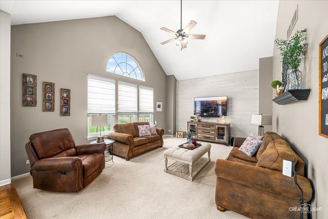 552 Yellowstone Lane, Yorkville, IL 60560