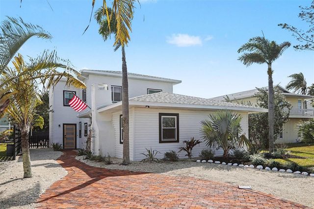 580 RUSSELL STREET, Longboat Key, FL 34228