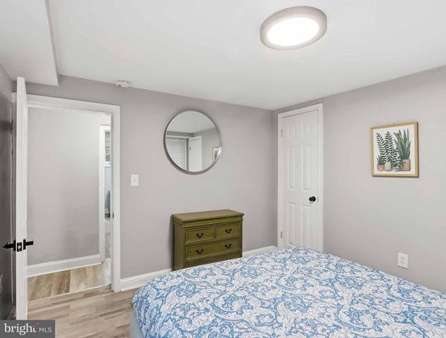 908 DAVIS AVE, Takoma Park, MD 20912