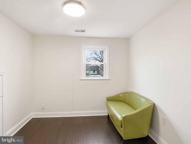 908 DAVIS AVE, Takoma Park, MD 20912