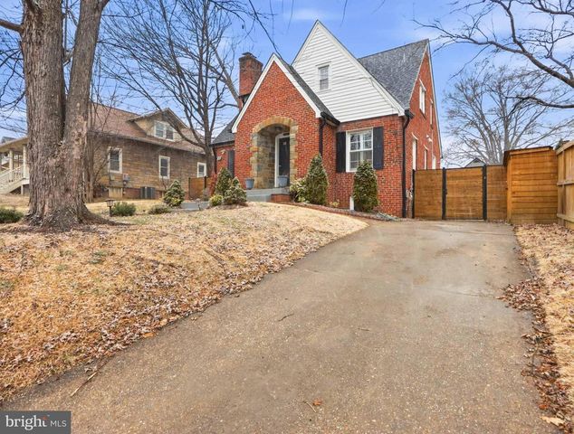 908 DAVIS AVE, Takoma Park, MD 20912