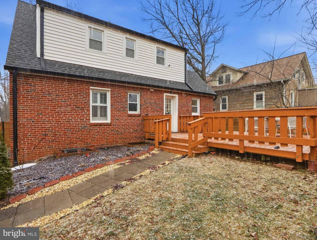 908 DAVIS AVE, Takoma Park, MD 20912