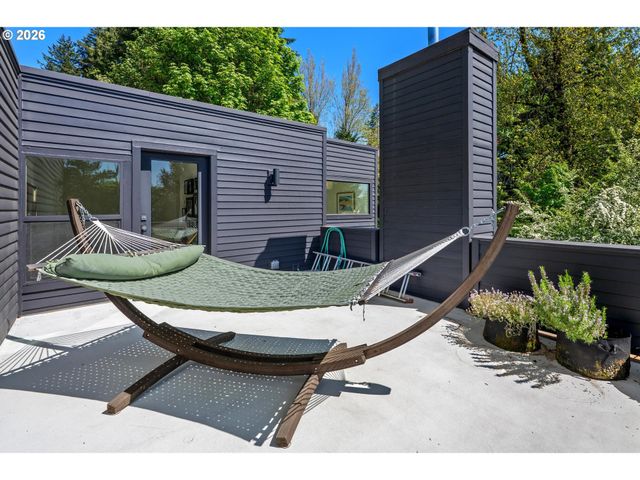 1373 Sw WESTWOOD Dr, Portland, OR 97239