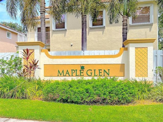 2132 NW 75th Way, Pembroke Pines, FL 33024
