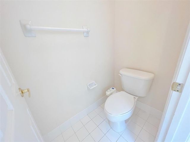 2132 NW 75th Way, Pembroke Pines, FL 33024