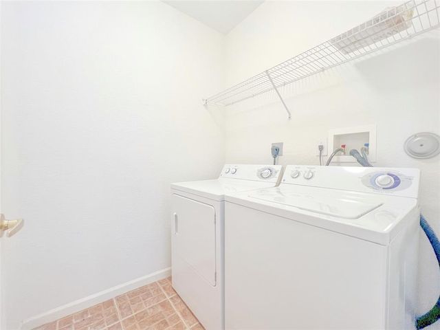 2132 NW 75th Way, Pembroke Pines, FL 33024