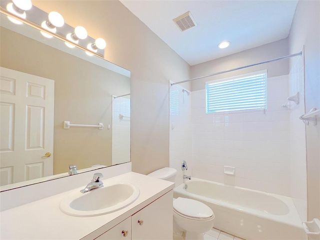 2132 NW 75th Way, Pembroke Pines, FL 33024