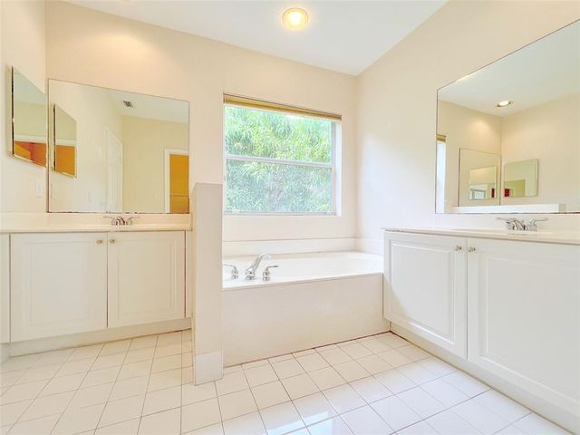 2132 NW 75th Way, Pembroke Pines, FL 33024
