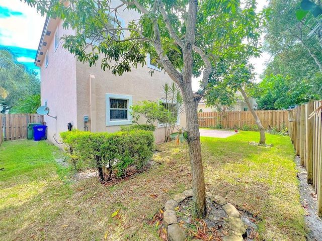 2132 NW 75th Way, Pembroke Pines, FL 33024