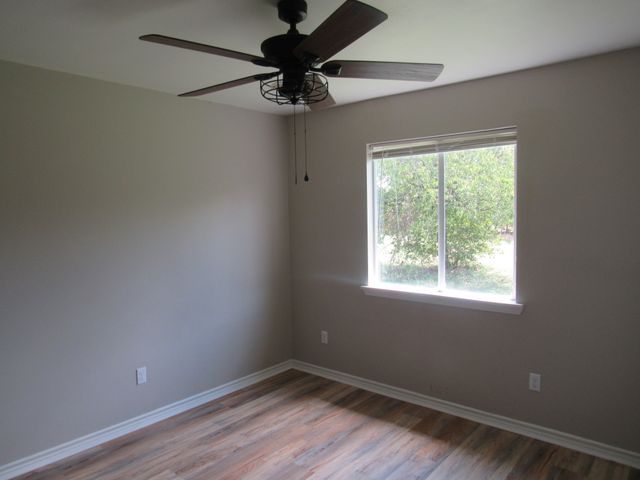 414 Matthew Street, Hillsboro, TX 76645