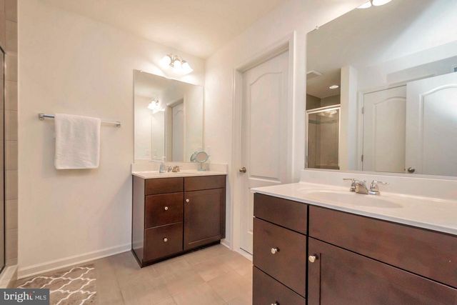 1418 HUDGINS FARM CIR, Fredericksburg, VA 22408