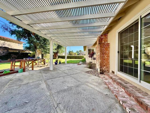 2034 S Flippen Drive, Anaheim, CA 92802