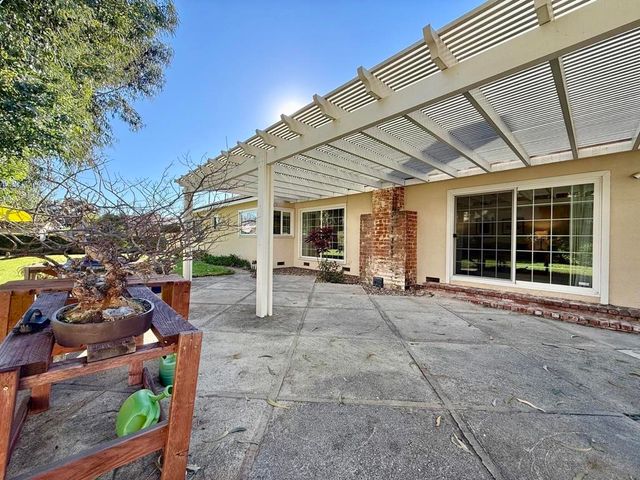 2034 S Flippen Drive, Anaheim, CA 92802