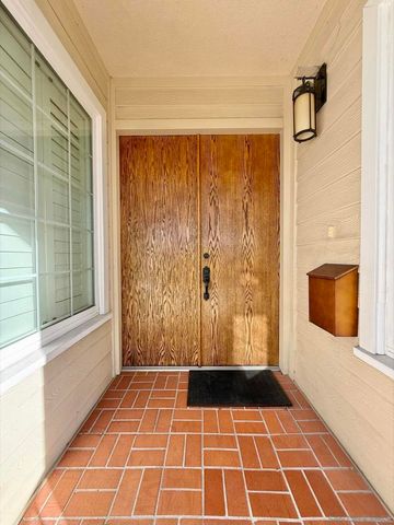 2034 S Flippen Drive, Anaheim, CA 92802