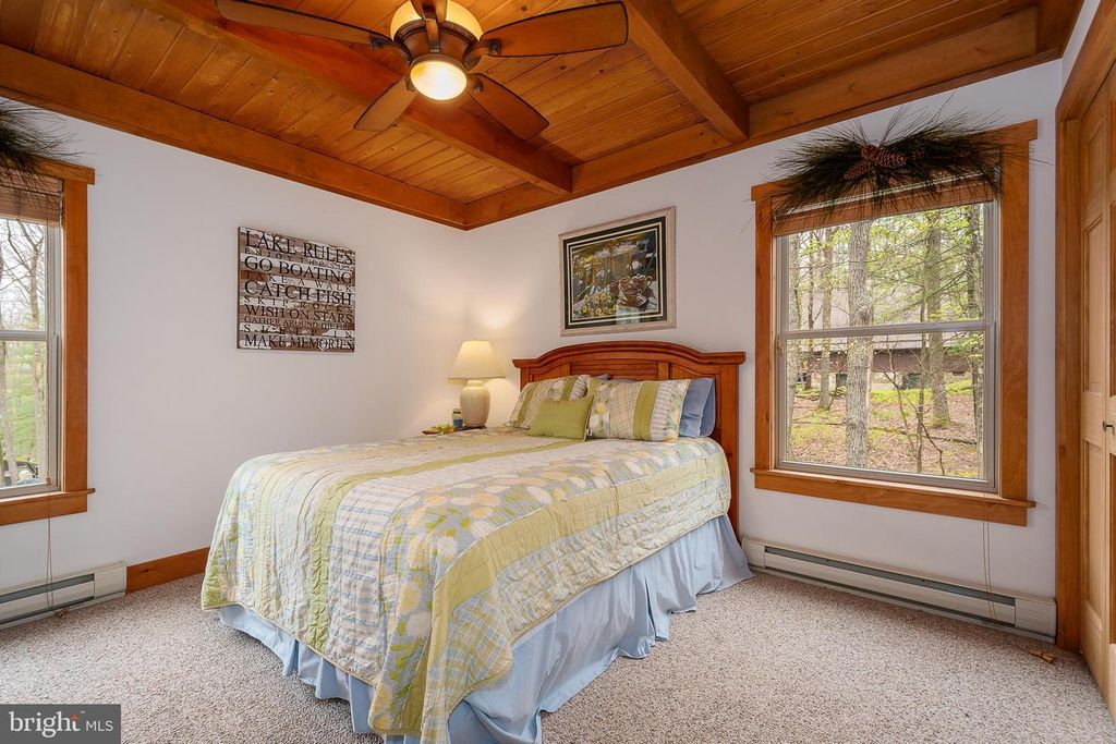 Image 20 of property listing at 392 DEER RUN LN, Swanton, MD 21561
