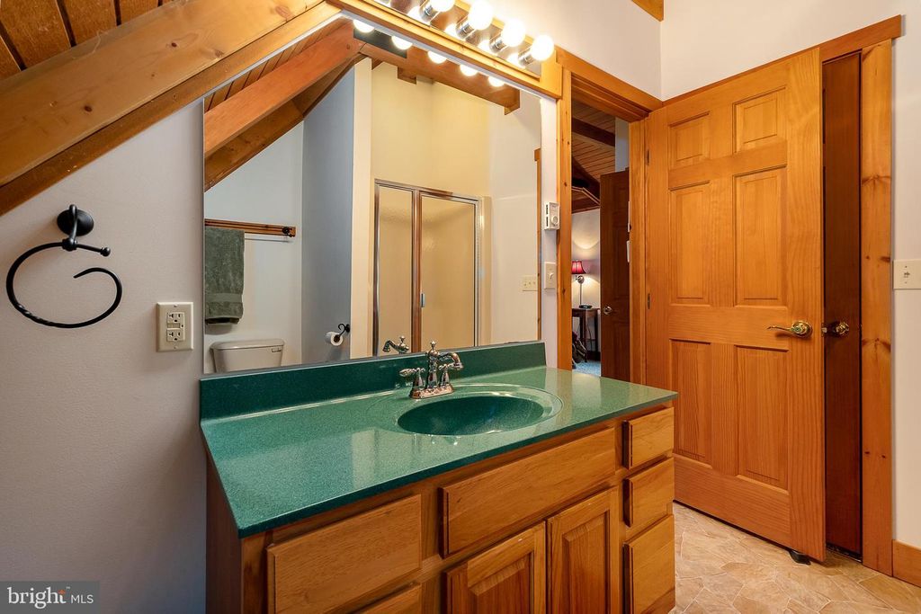 Image 36 of property listing at 392 DEER RUN LN, Swanton, MD 21561
