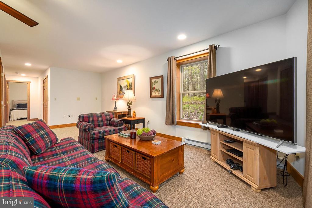 Image 41 of property listing at 392 DEER RUN LN, Swanton, MD 21561