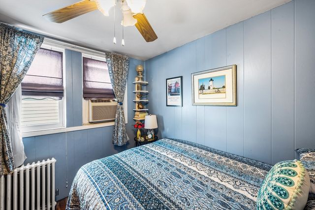 55 Trull St, Somerville, MA 02143