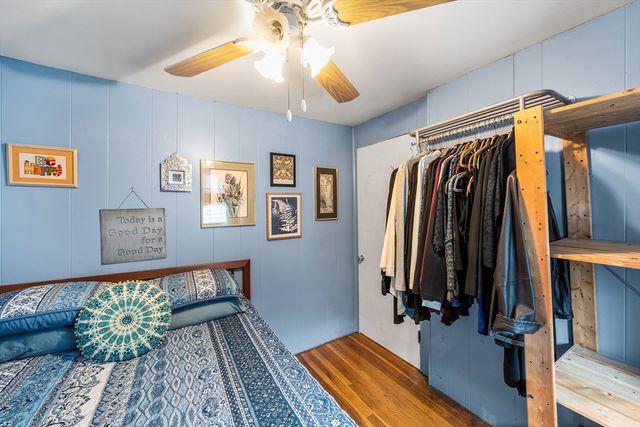 55 Trull St, Somerville, MA 02143